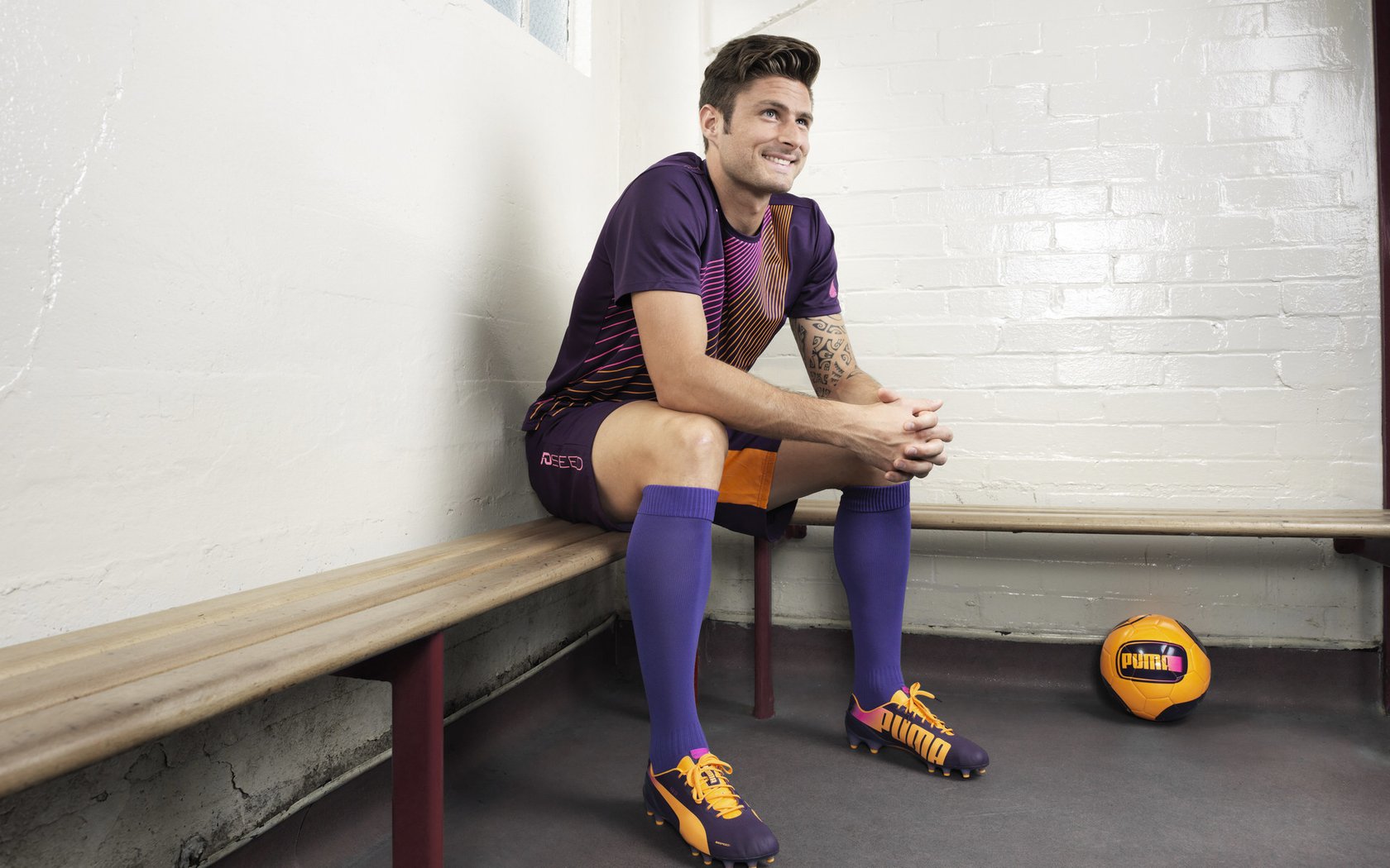 曼城的赛程安排与伤病管理改善球队长期竞争态势,曼城各项赛事18连胜