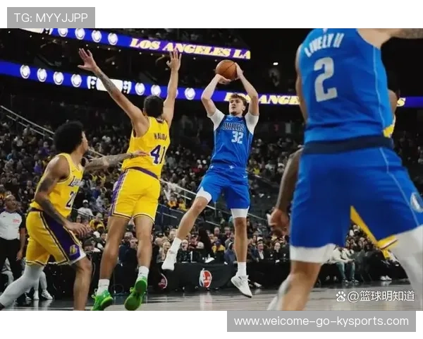 弗拉格冲板保护到位，独行侠二次进攻狠：从篮板争夺看胜负天平